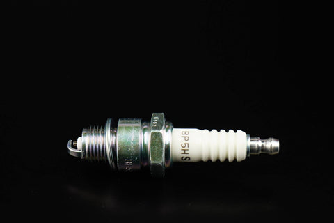 NGK - BP5HS - ATC-NG-1025 - AUTOMOTRIZ CONSUMIBLES - BUJIAS, CABLES Y COBERTORES - BUJIAS - BUJIA BAJAJ ROSCA CORTA 13/16