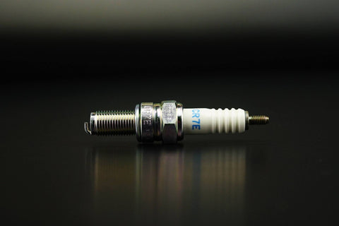 NGK - CR7E - ATC-NG-1058 - AUTOMOTRIZ CONSUMIBLES - BUJIAS, CABLES Y COBERTORES - BUJIAS - BUJIA MOTO YAMAHA, KAWASAKI + 500 CC
