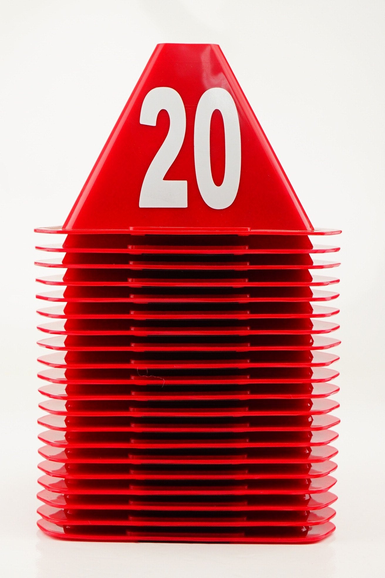 JUEGO DE CONOS MAGNETICOS ROJOS CON NUMEROS DEL 1 AL 20 - TOTAL